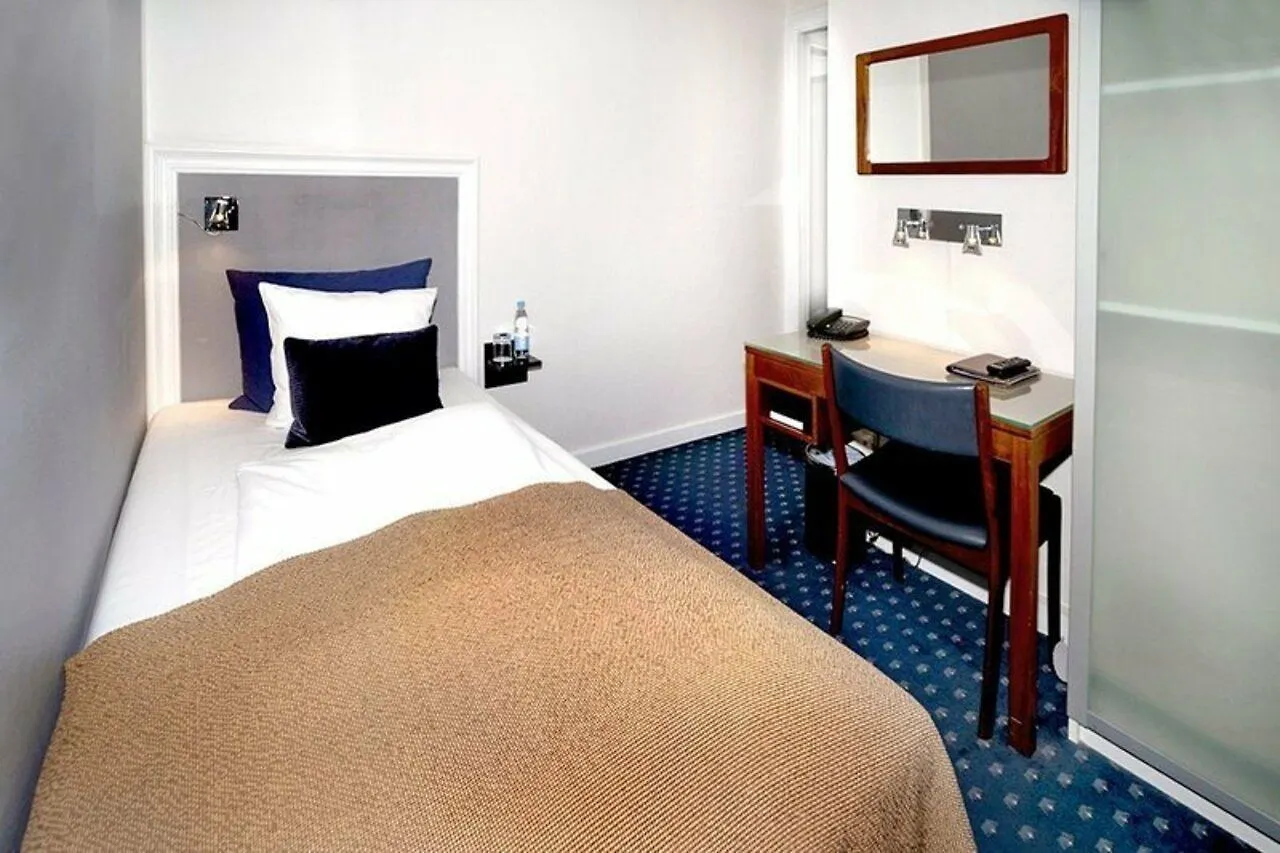 Hotel Christian IV Копенгаген 3*,  Дания